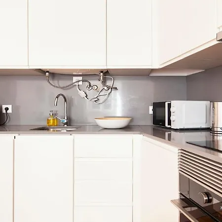 Appartement Plum Guide - Saint George's Retreat Lisboa
